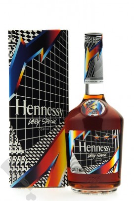 Hennessy VS Limited Edition 2019 by Pantone