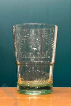 Bacardi Glas
