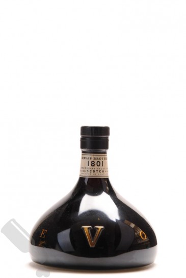 Chivas Brothers Revolve 1801 75cl - Passie voor Whisky